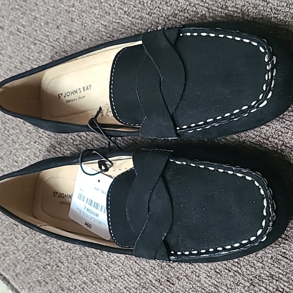 ST. JOHN'S BAY BRAND WOMEN'S BLACK SUEDE LIKE SLIP-ON SHOES SIZE 7